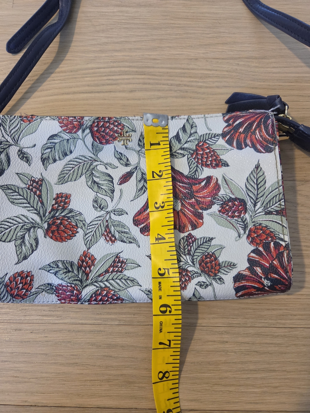 Tory Burch Floral Print Crossbody with Navy Strap - Picture 9 of 9
